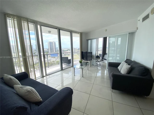 1750 N Bayshore Dr # 2714, Miami FL 33132