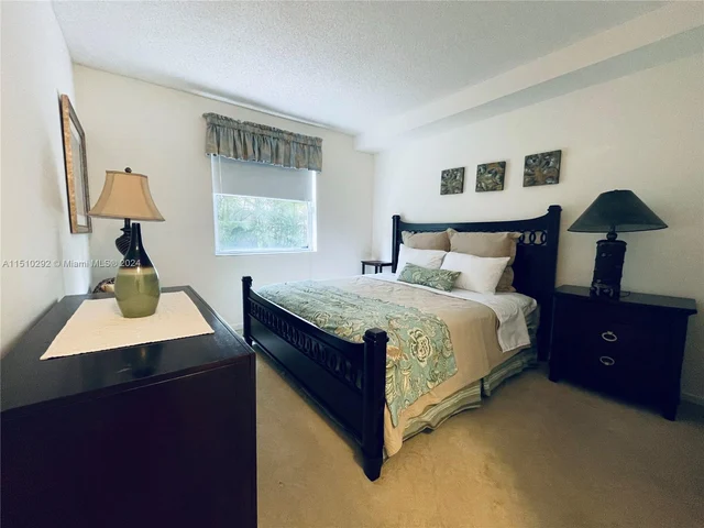 17125 N Bay Rd # 3106, Sunny Isles Beach FL 33160