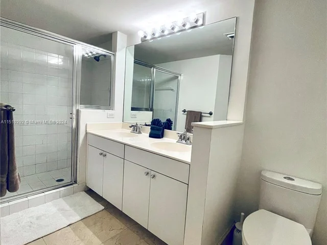 17125 N Bay Rd # 3106, Sunny Isles Beach FL 33160