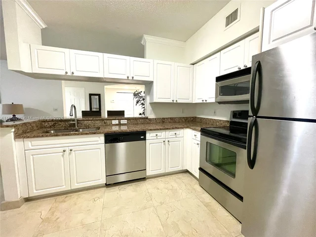 17125 N Bay Rd # 3106, Sunny Isles Beach FL 33160