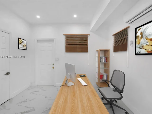 332 NW 97th St, Miami FL 33150