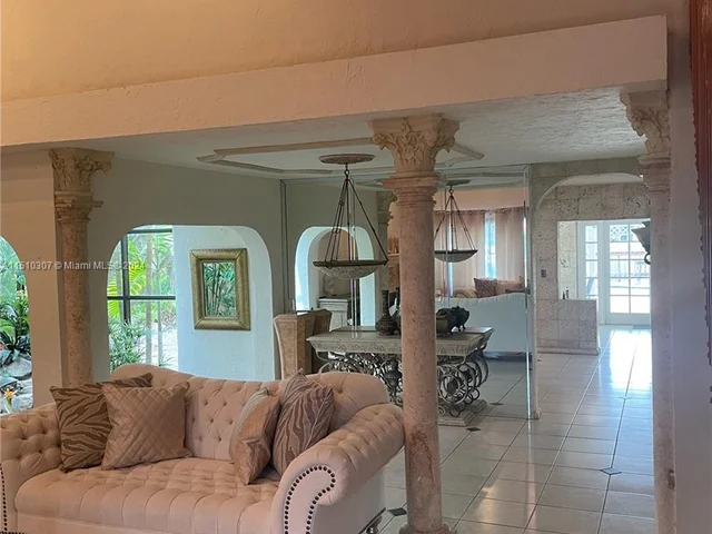 14774 SW 43rd Way, Miami FL 33185