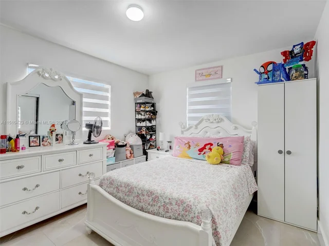 17500 NW 85th Ave, Hialeah FL 33015