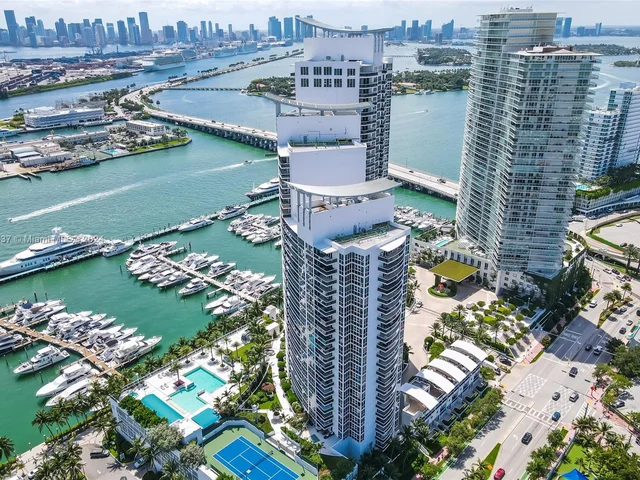 400 Alton Rd # 1505, Miami Beach FL 33139