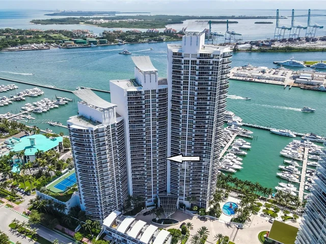 400 Alton Rd # 1505, Miami Beach FL 33139