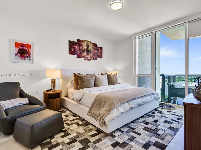 400 Alton Rd # 1505, Miami Beach FL 33139