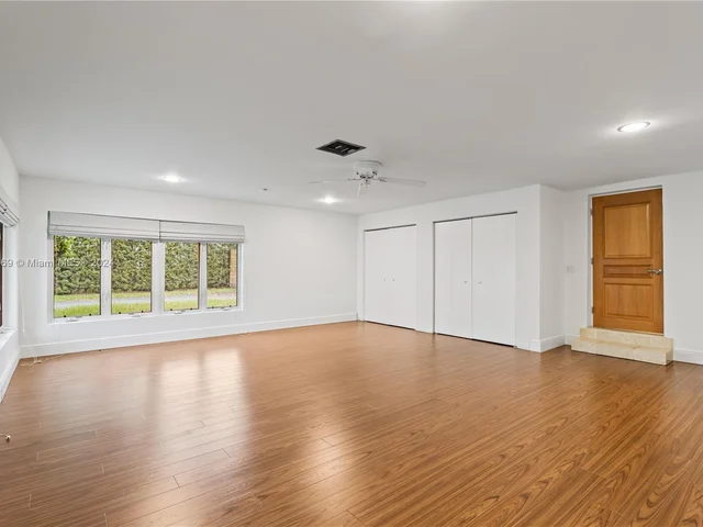 9858 SW 94th Ter, Miami FL 33176