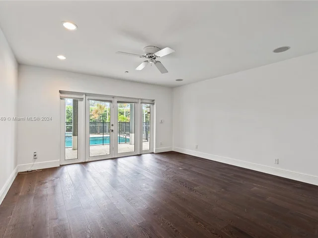 9858 SW 94th Ter, Miami FL 33176