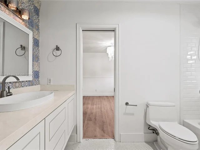 9858 SW 94th Ter, Miami FL 33176