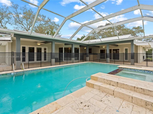 9858 SW 94th Ter, Miami FL 33176