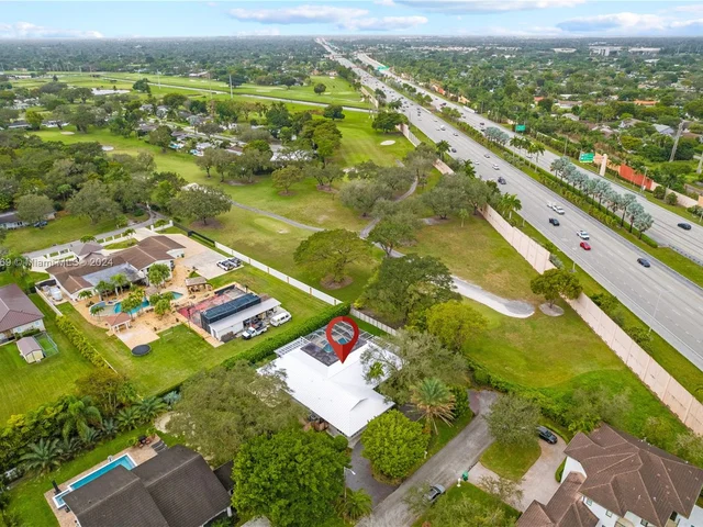 9858 SW 94th Ter, Miami FL 33176