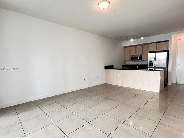 79 SW 12th St, Miami FL 33130