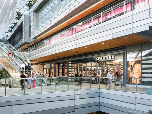 79 SW 12th St, Miami FL 33130