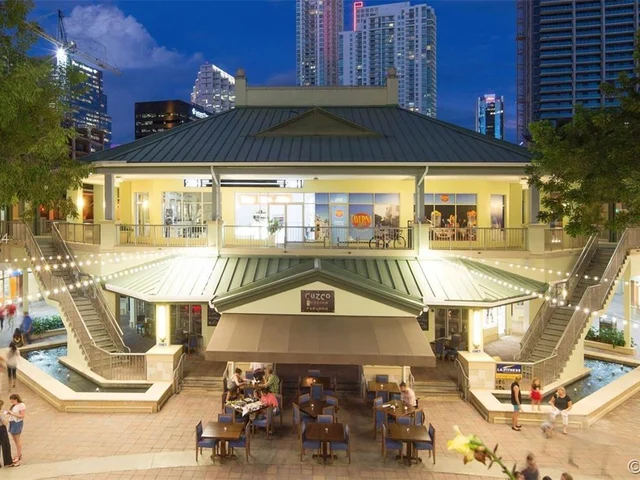 79 SW 12th St, Miami FL 33130