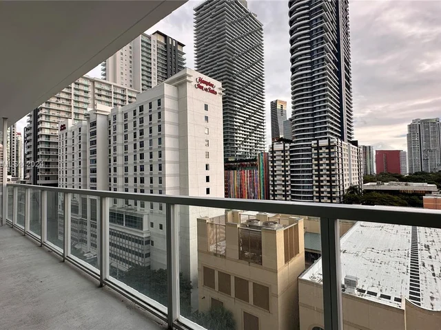 79 SW 12th St, Miami FL 33130