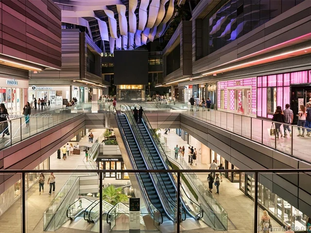 79 SW 12th St, Miami FL 33130