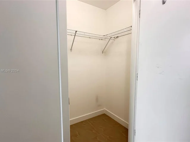 79 SW 12th St, Miami FL 33130