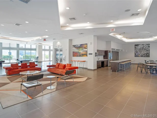 79 SW 12th St, Miami FL 33130