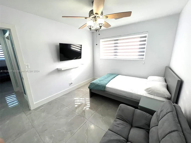 2010 N 31st Ct, Hollywood FL 33021