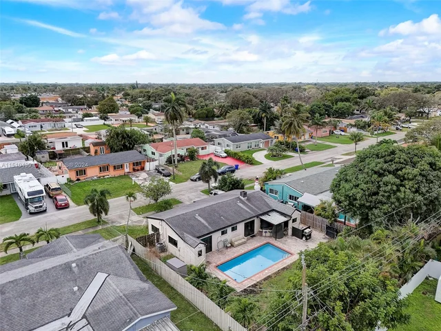 6961 Scott St, Hollywood FL 33024