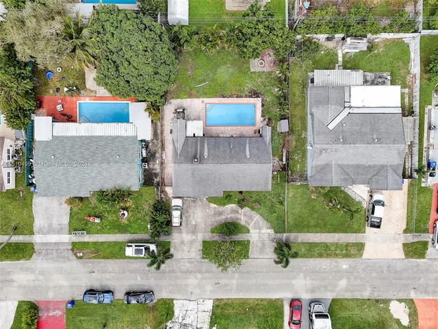 6961 Scott St, Hollywood FL 33024