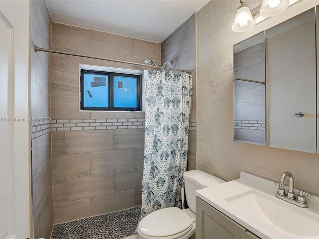 6961 Scott St, Hollywood FL 33024