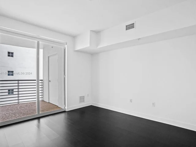 1830 Radius Dr # 822, Hollywood FL 33020