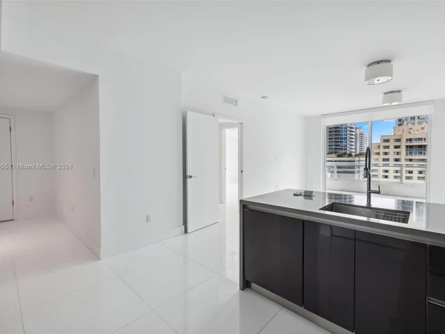 1080 Brickell Ave # 1806, Miami FL 33131