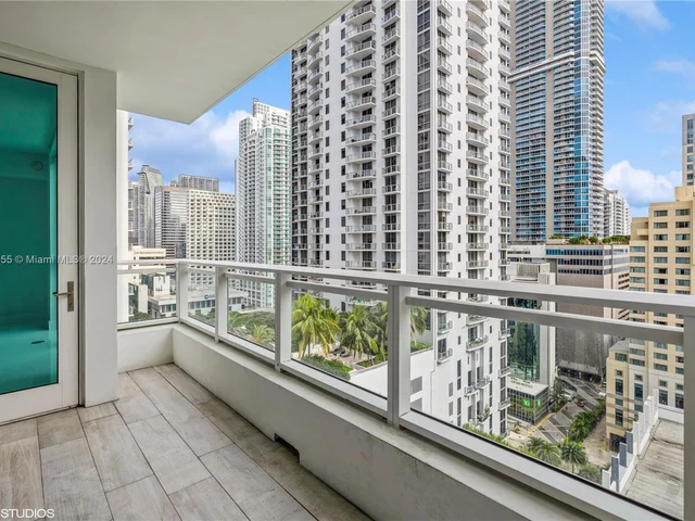 1080 Brickell Ave # 1806, Miami FL 33131