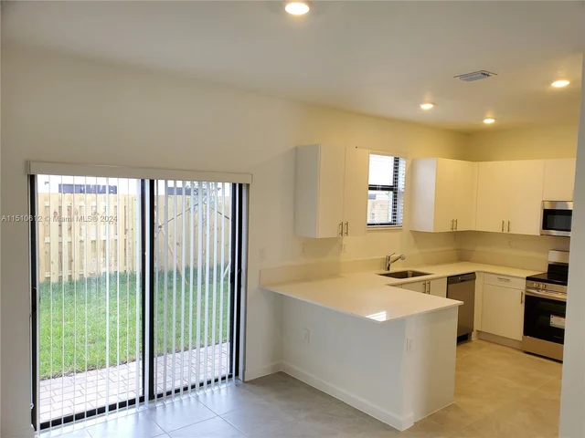 12880 SW 231st St # 12880, Miami FL 33170