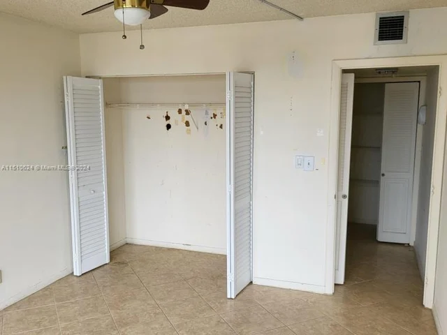 3800 S Ocean Dr # 1211, Hollywood FL 33019