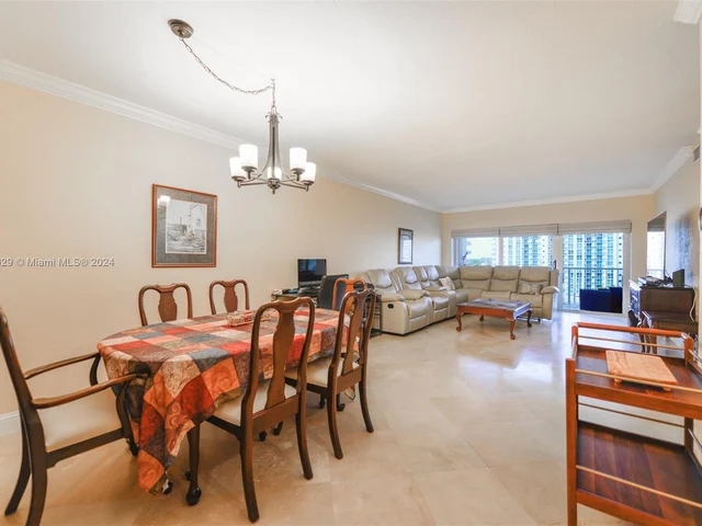 1985 S Ocean Dr # 9H, Hallandale Beach FL 33009