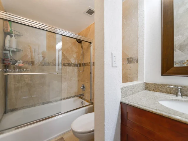 1985 S Ocean Dr # 9H, Hallandale Beach FL 33009