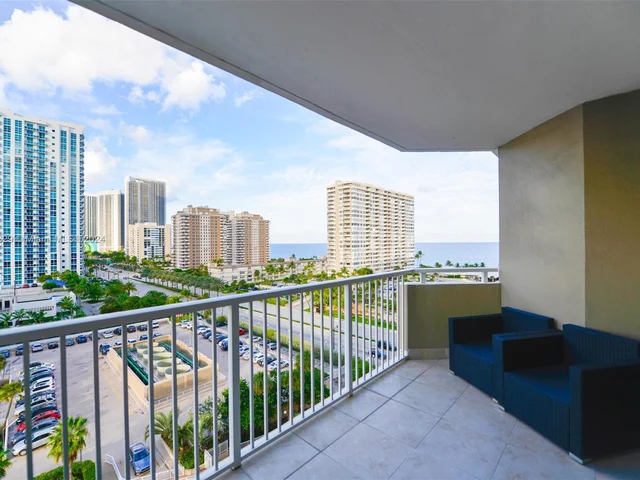 1985 S Ocean Dr # 9H, Hallandale Beach FL 33009