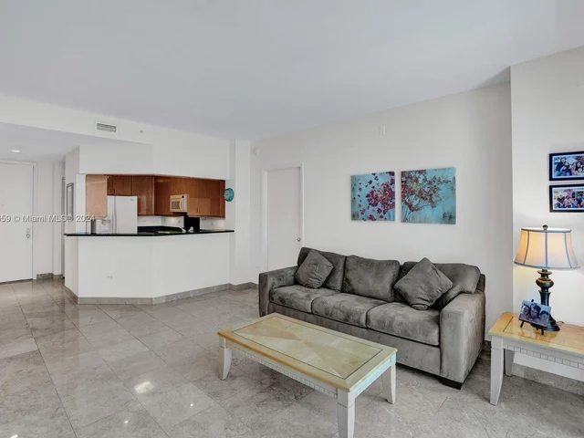 801 Brickell Key Blvd # 1804, Miami FL 33131
