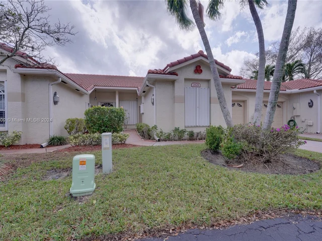 2628 Mango Creek Ln, Boynton Beach FL 33436