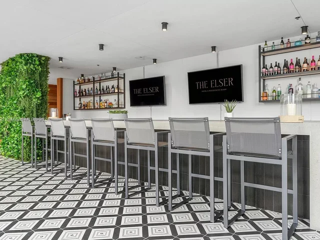 398 NE 5th St # 4716, Miami FL 33132