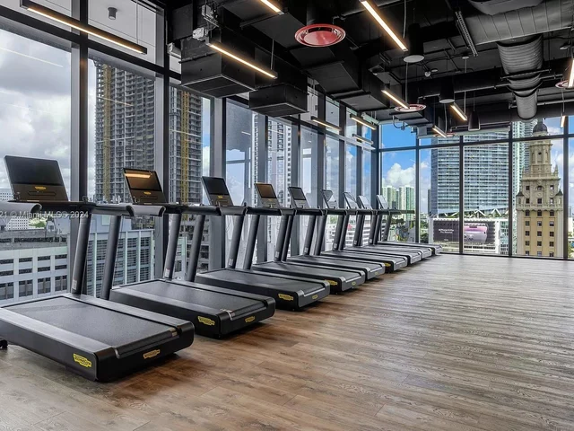 398 NE 5th St # 4716, Miami FL 33132