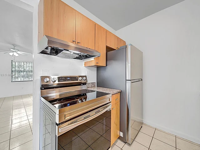 19110 NW 36th Ave # 19110, Miami Gardens FL 33056