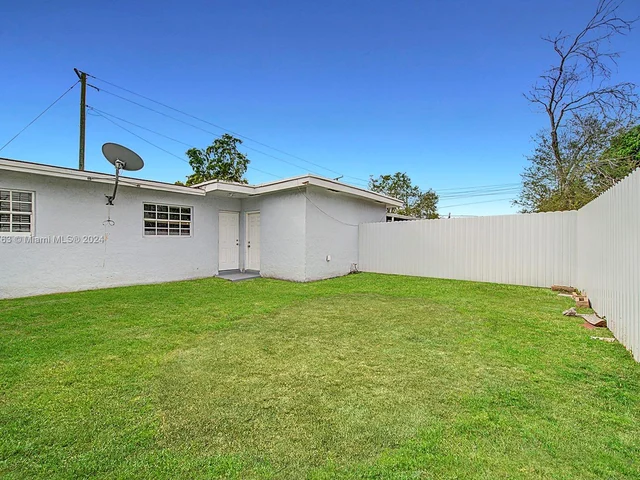 19110 NW 36th Ave # 19110, Miami Gardens FL 33056