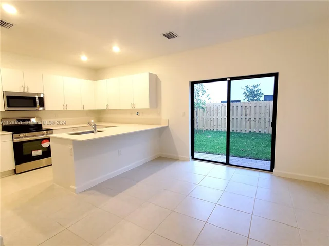 12888 SW 233rd Ter # 12888, Homestead FL 33032