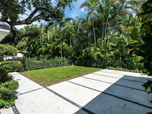 831 Cortez St, Coral Gables FL 33134