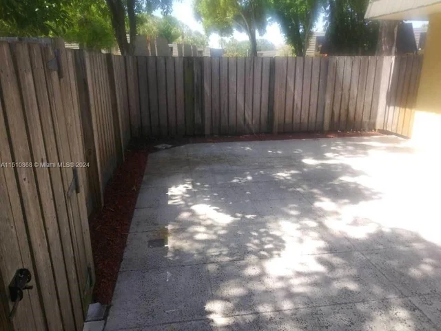 3301 33rd Way # 3301, West Palm Beach FL 33407