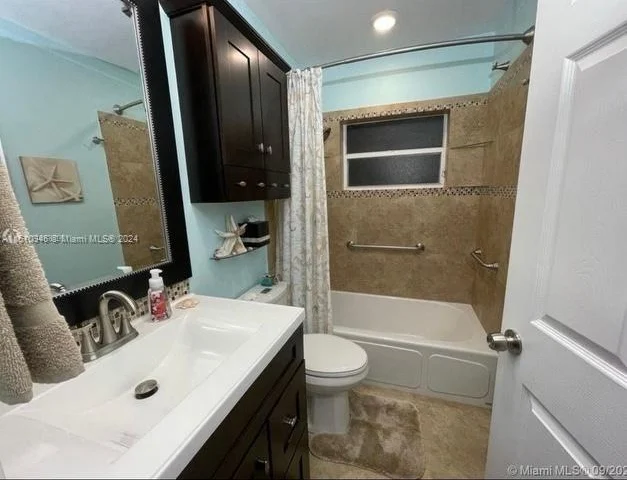 15710 SW 80th Ln, Miami FL 33193