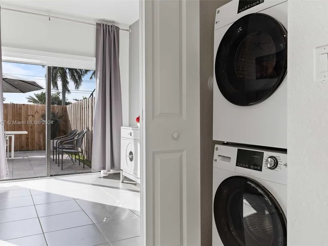 14852 SW 183rd Ter # 0, Miami FL 33187