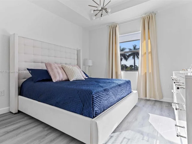 14852 SW 183rd Ter # 0, Miami FL 33187