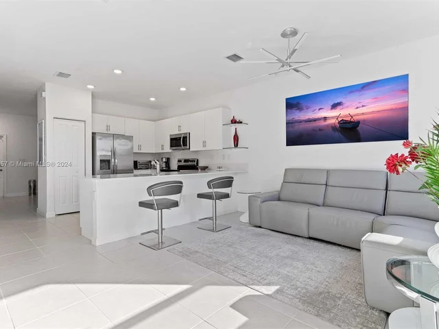 14852 SW 183rd Ter # 0, Miami FL 33187