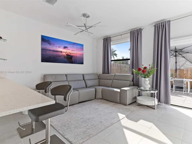 14852 SW 183rd Ter # 0, Miami FL 33187