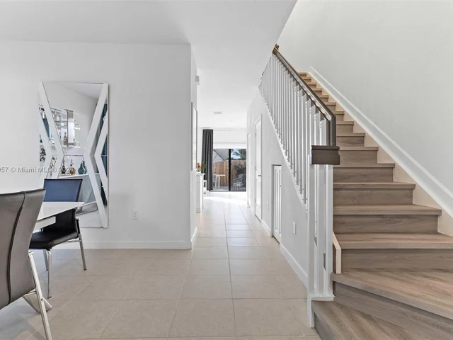 14852 SW 183rd Ter # 0, Miami FL 33187