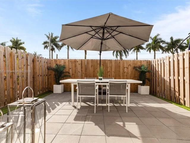 14852 SW 183rd Ter # 0, Miami FL 33187